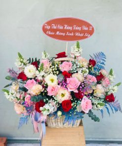Giỏ Hoa Yêu Thương